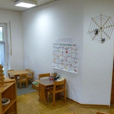 Bild vergr��ern: Leseecke Kindergarten K�rbecke