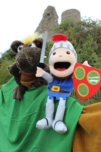 Bild vergr&ouml;&szlig;ern: Outdoor-Puppenspiel auf dem Desenberg