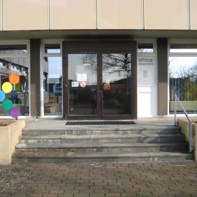 Bild vergr&ouml;&szlig;ern: Eingangst&uuml;r Rathaus Au&szlig;enansicht vor Umbau