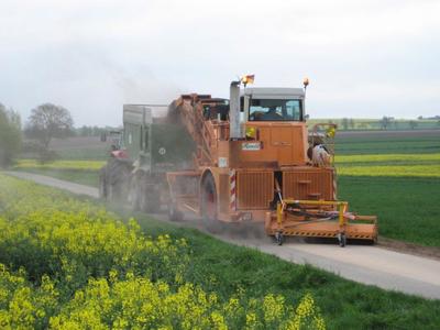 Bild vergr��ern: Bankettfr�sarbeiten